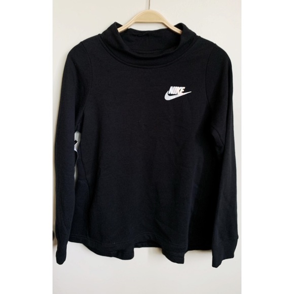 NIKE | Girls NSW Long Sleeve Fleece Crew - Picture 2 of 8